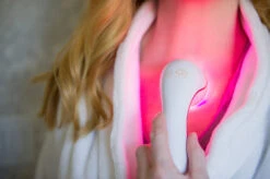 SUN® Lux Soniqué LED Sonic Cleanser, Wrinkle Reduction & Acne Treatment By ReVive Light Therapy -Makeup Care Products Store ClearwaterProductPhotography TheDashingGinger 1739
