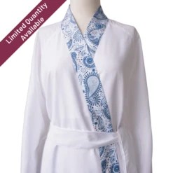 SUN® Sposh Microfiber Robe W/Trim White Sapphire Paisley Trim / White Solid Body