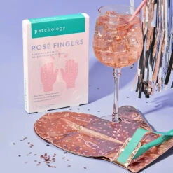 SUN® Patchology Serve Chilled Rosé Fingers, Hydrating & Anti-Aging Hand Mask, 1 Ct -Makeup Care Products Store Patchology RoseFingers Lifestyle3 1000x1000 750x d9b1eb6e ab77 4f68 911d d780c044ef93