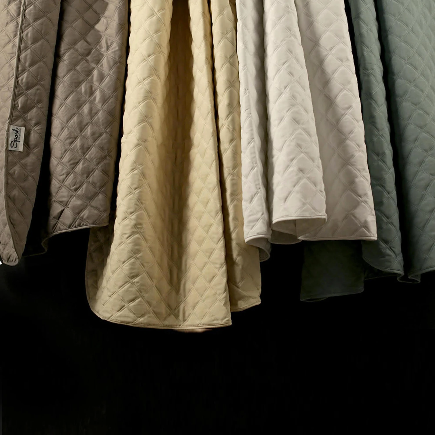 SUN® Sposh Microfiber Quilted Blanket 13 SUN® Sposh Microfiber Quilted Blanket - Image 13