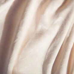 SUN® Sposh Chelour Throws & Blankets -Makeup Care Products Store blankets coverlets throws cream 13309138370617 274a730c 416c 43da 8454 2c3225531da2