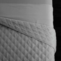 SUN® Sposh Microfiber Quilted Blanket 20 SUN® Sposh Microfiber Quilted Blanket -Makeup Care Products Store blankets coverlets throws moonstone 6380824789049