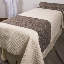 SUN® Sposh Massage Table Saddle Paisley Collection -Makeup Care Products Store linens white sapphire paisley face white solid back 8055893327929