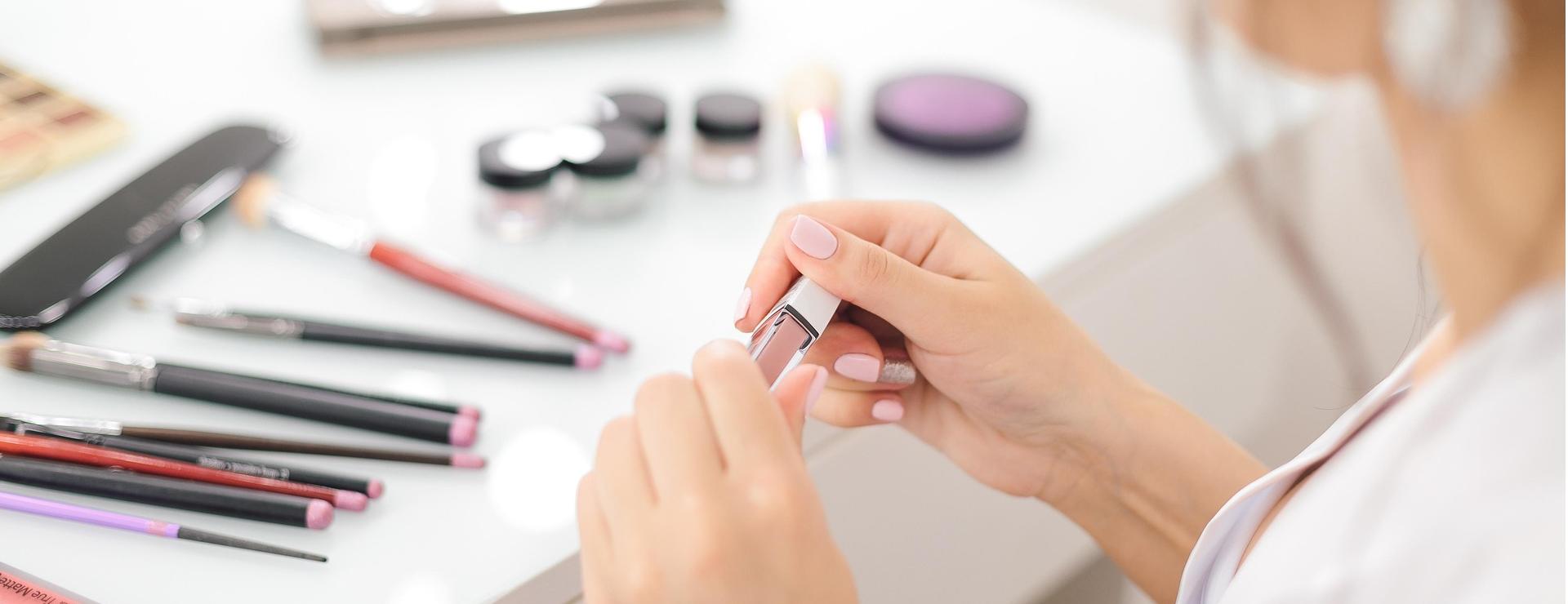 Makeup Care Products Store -Makeup Care Products Store lipstick 4743984 1920